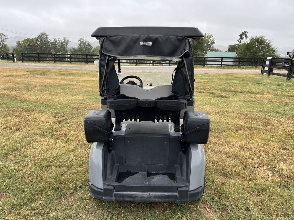 2023 E-Z-GO Freedom RXV ELiTE Lithium — photo 4