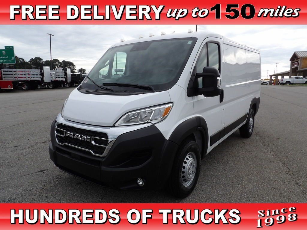 2025 Ram 2500 ProMaster Standard Roof