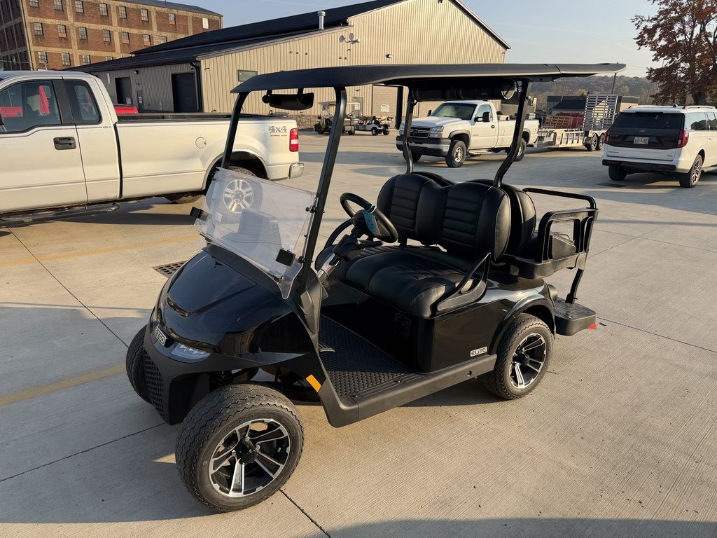 2026 E-Z-GO RXV 4 Touring ST Elite Lithium
