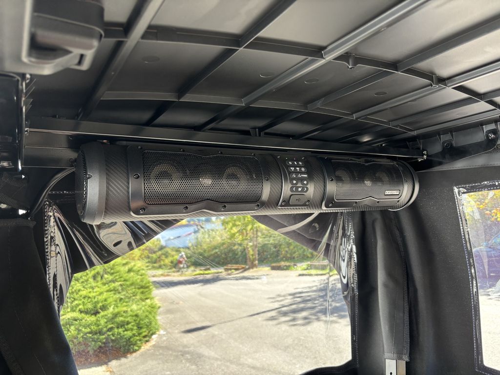 2026 E-Z-GO RXV 2 Freedom Elite Lithium — photo 6