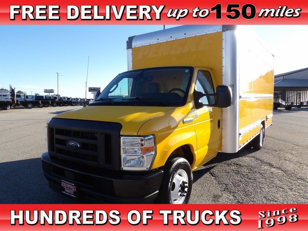 2022 Ford E-350 Econoline