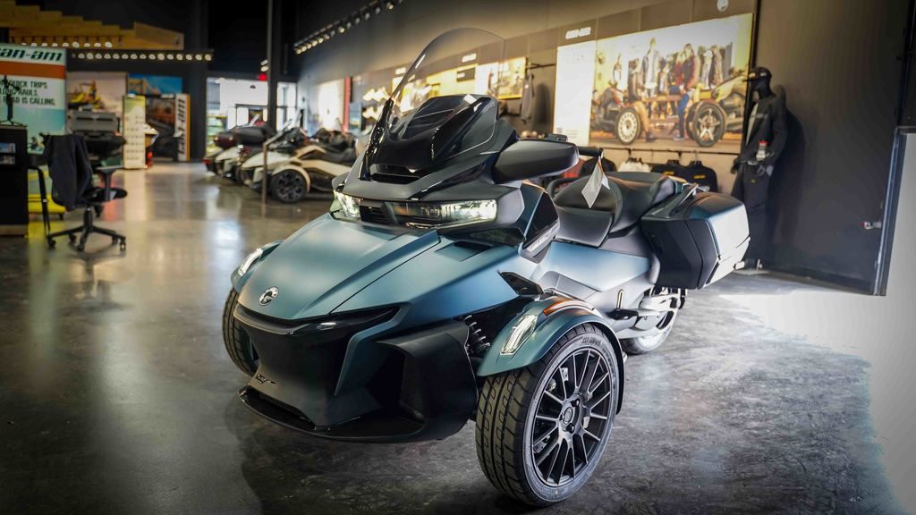 New Can-Am® Spyder RT 2026