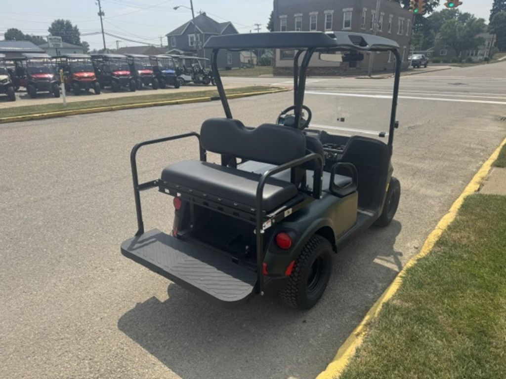 2026 E-Z-GO RXV 4 Valor S EX1 Sport — photo 4