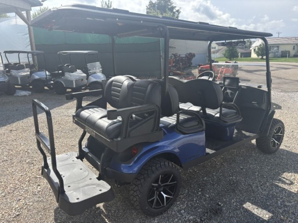2027 E-Z-GO Express 6 Summit XT 13.5-hp Gas — photo 4