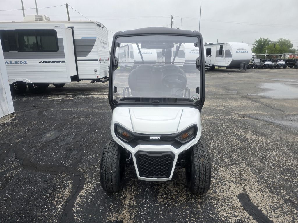 2027 E-Z-GO Liberty 4F X ELiTE Lithium Powertrain — photo 2