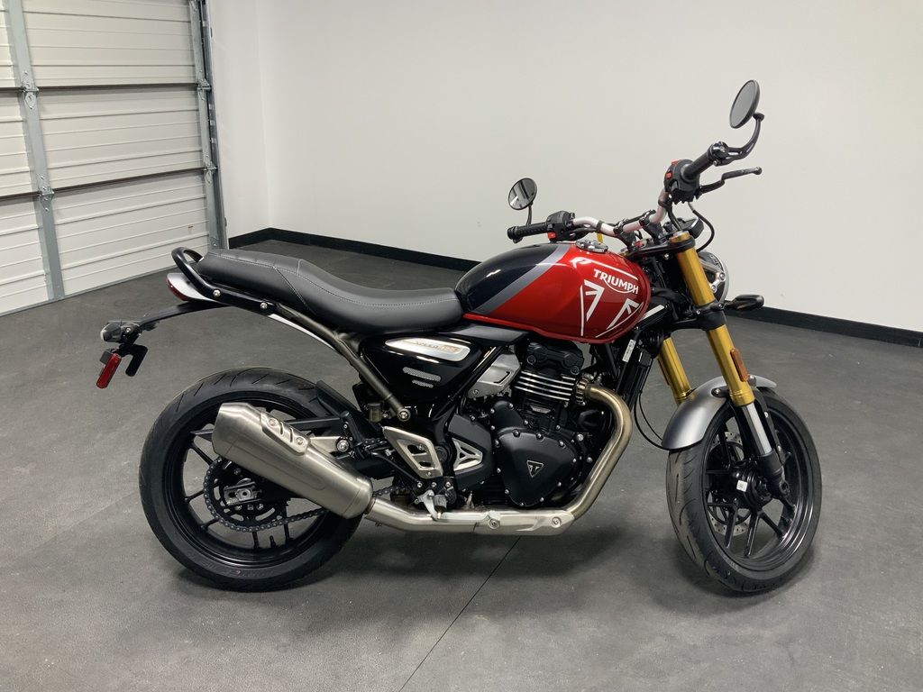 New Triumph Speed 400 Lava Red Gloss/Storm Grey 2026