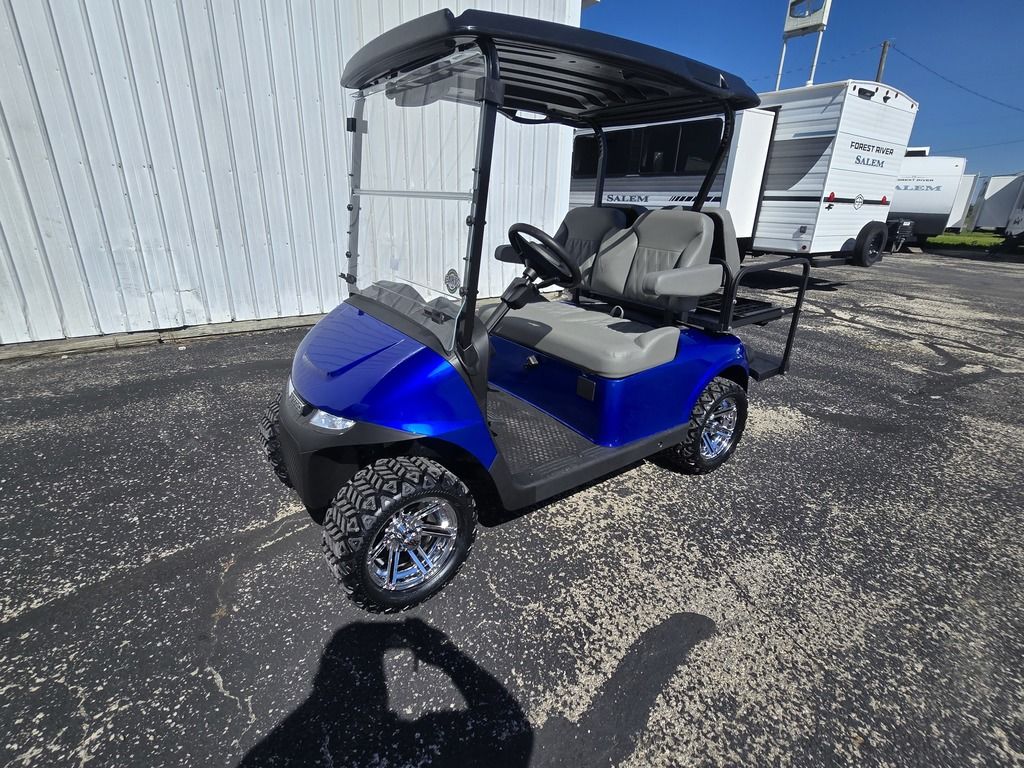 2027 E-Z-GO RXV 2 Valor S 13.5-hp Gas
