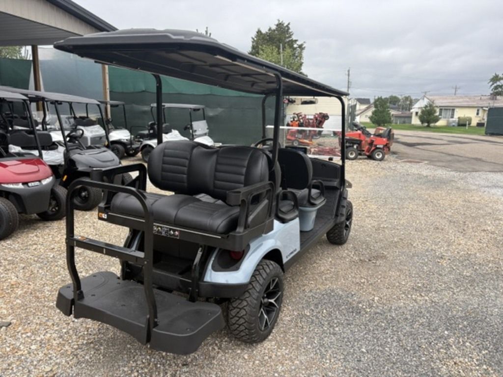 2027 E-Z-GO Express 6 Summit XTL ELiTE Lithium — photo 3