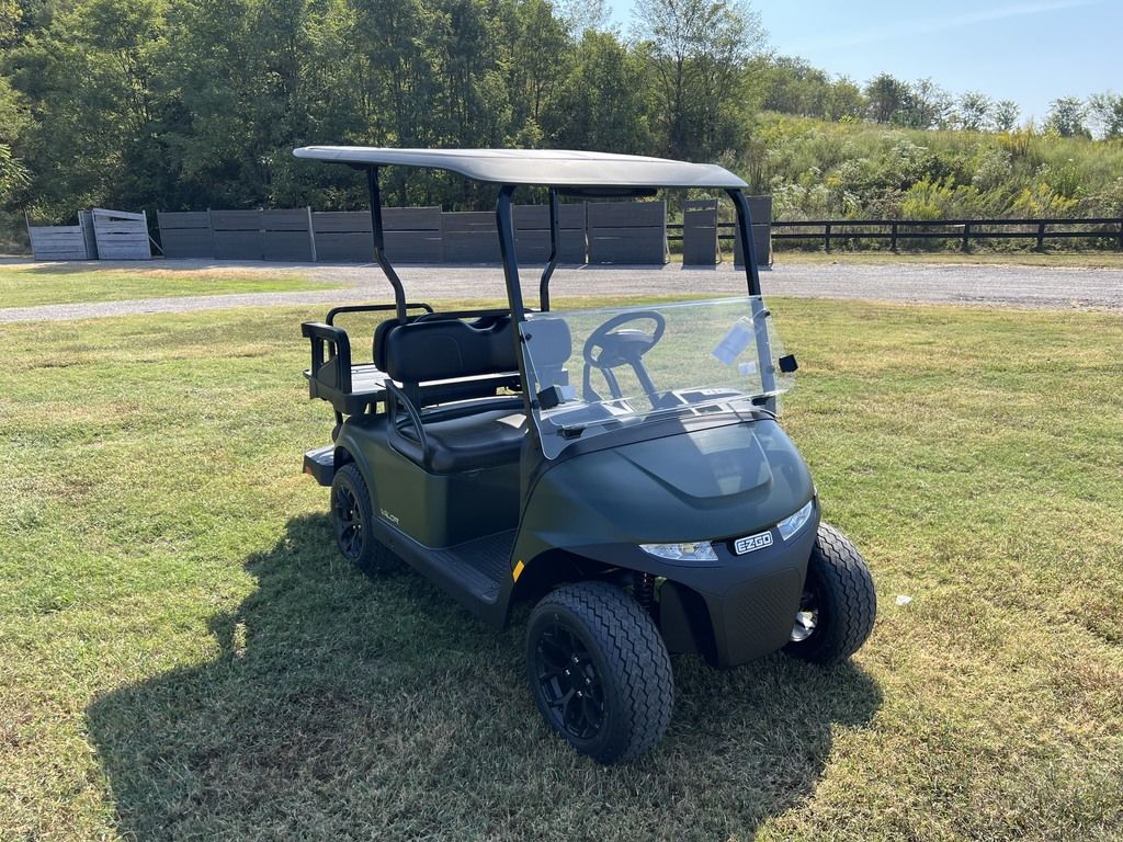 2027 E-Z-GO RXV 4 Valor S+ 13.5-hp Gas — photo 7