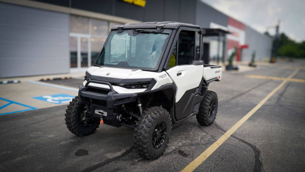 New Can-Am® Defender Limited HD11 2026