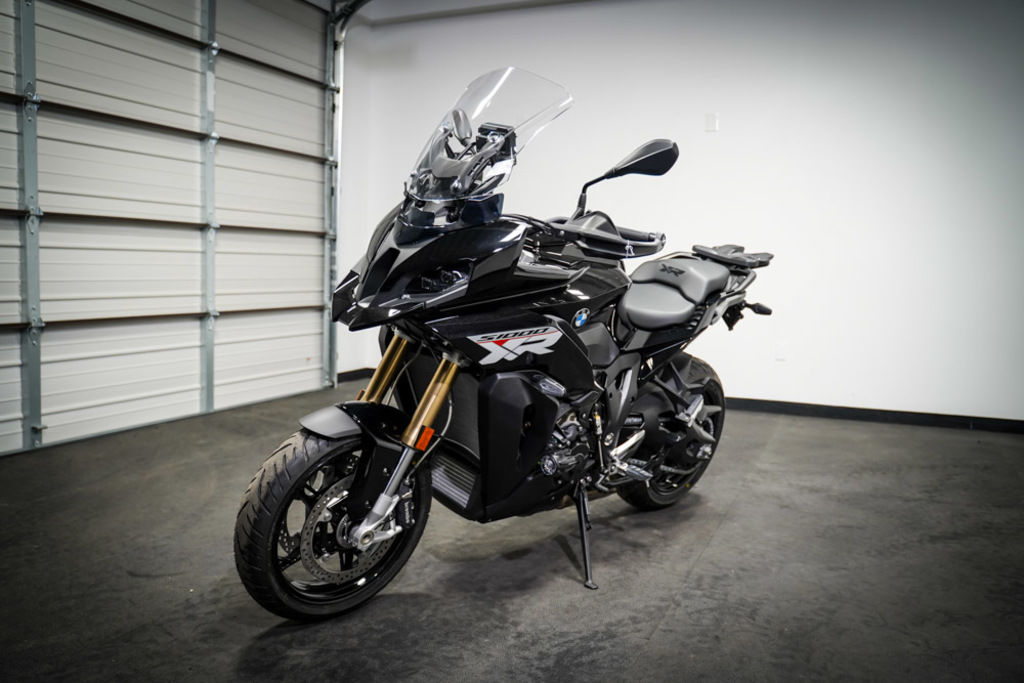 New BMW S 1000 XR Black Storm Metallic 2 2025