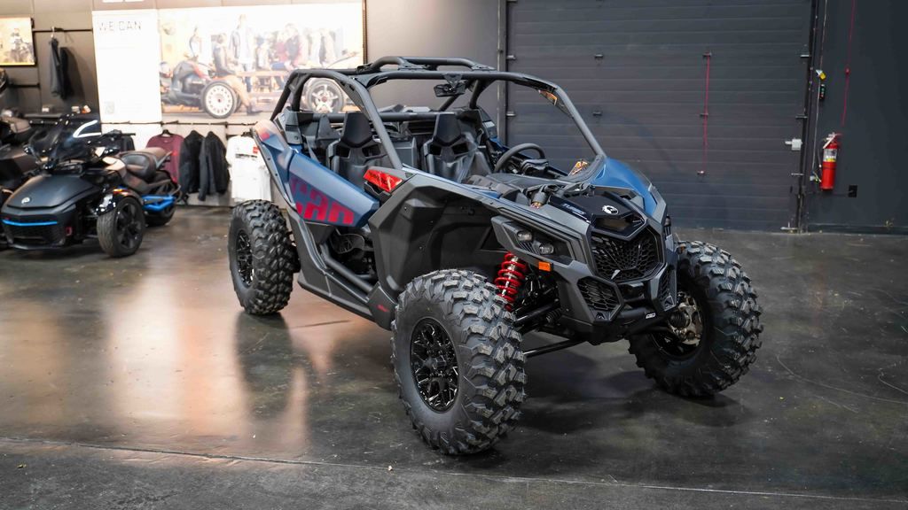 New Can-Am® Maverick X3 DS Turbo Dusty Navy 2026