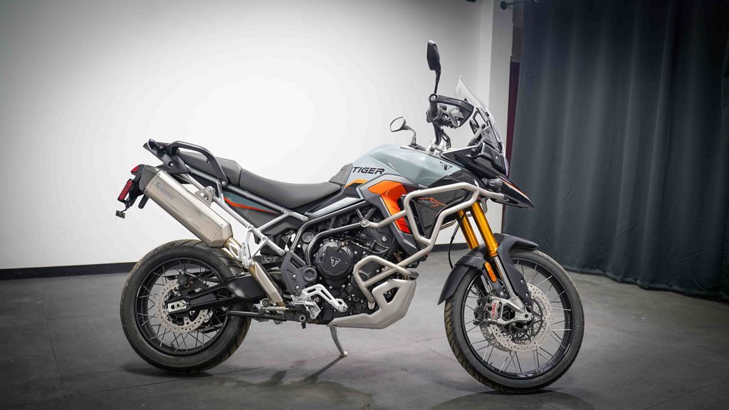 New Triumph Tiger 900 Desert Edition 2026