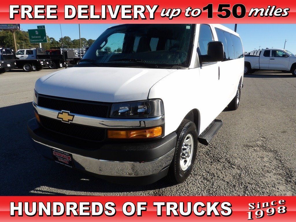 2025 Chevrolet G3500 LT Ext