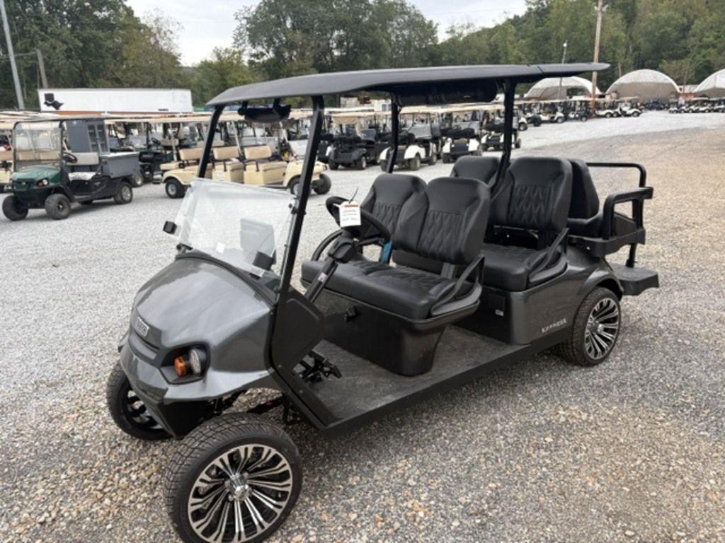 2027 E-Z-GO Express 6 Touring STL ELiTE Lithium — photo 3