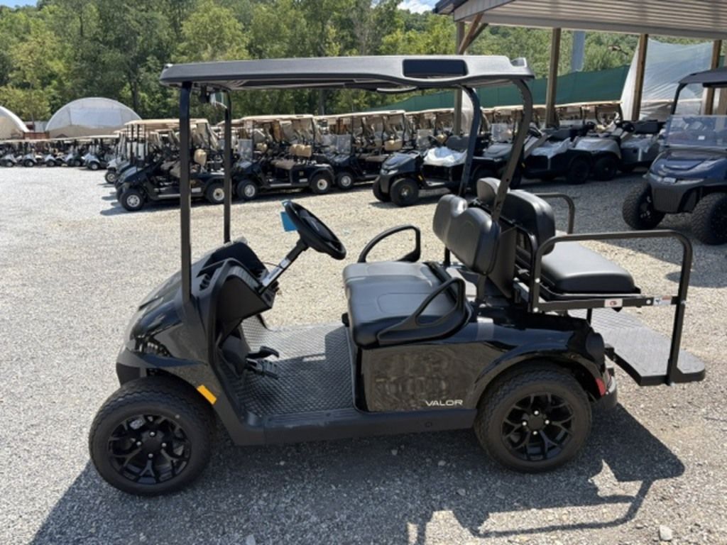 2027 E-Z-GO RXV 2 Valor S+ 13.5-hp Gas — photo 2