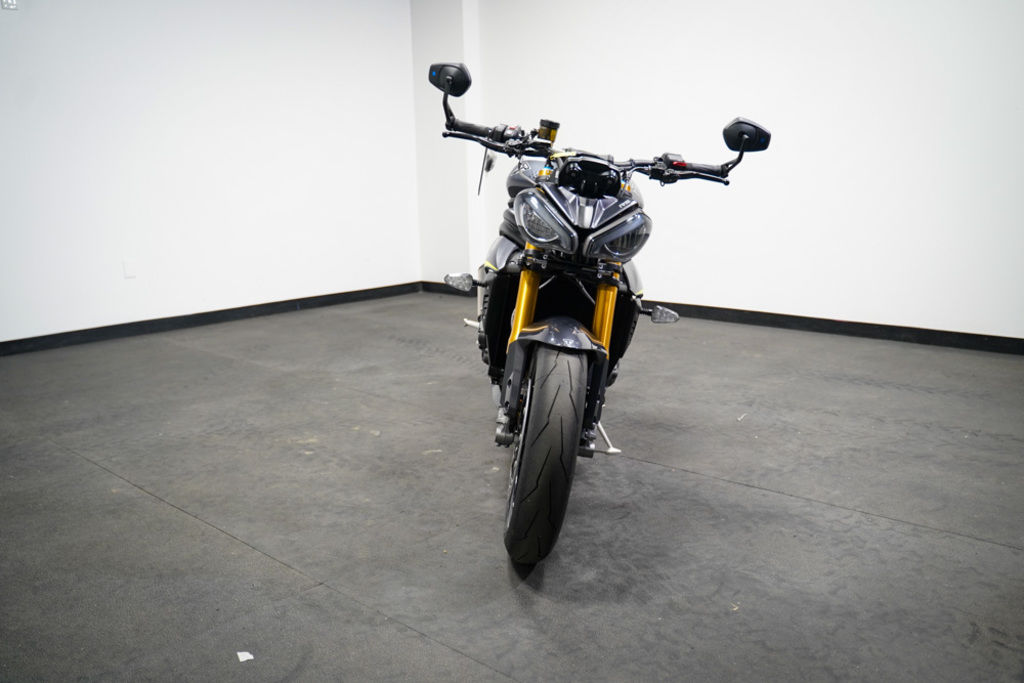 New Triumph Speed Triple 1200 RS Granite/Triumph Racing Yellow 2026