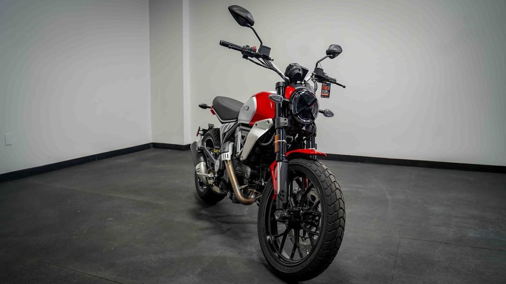 New Ducati Scrambler Icon Ducati Red 2025