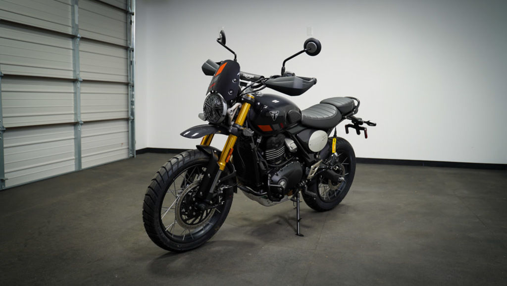 New Triumph Scrambler 400 XC Storm Grey 2026