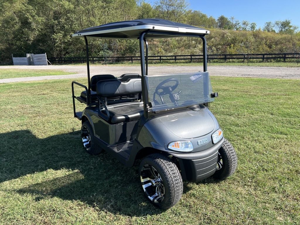 2021 E-Z-GO RXV® ELiTE CPO 4 — photo 7