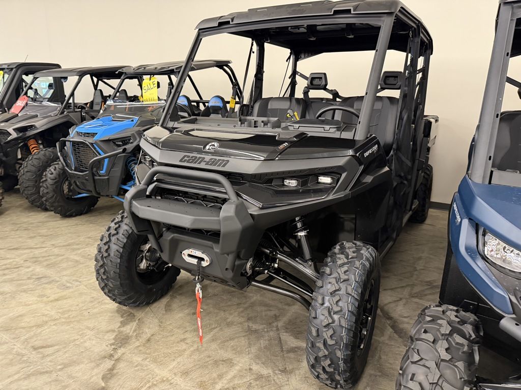 New 2026 Can-Am Defender MAX XT HD11 for sale in Rochester, MN
