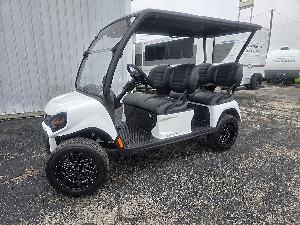 2027 E-Z-GO Liberty 4F X ELiTE Lithium Powertrain