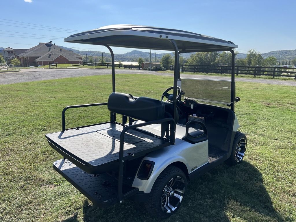 2021 E-Z-GO RXV® ELiTE CPO 4 — photo 5