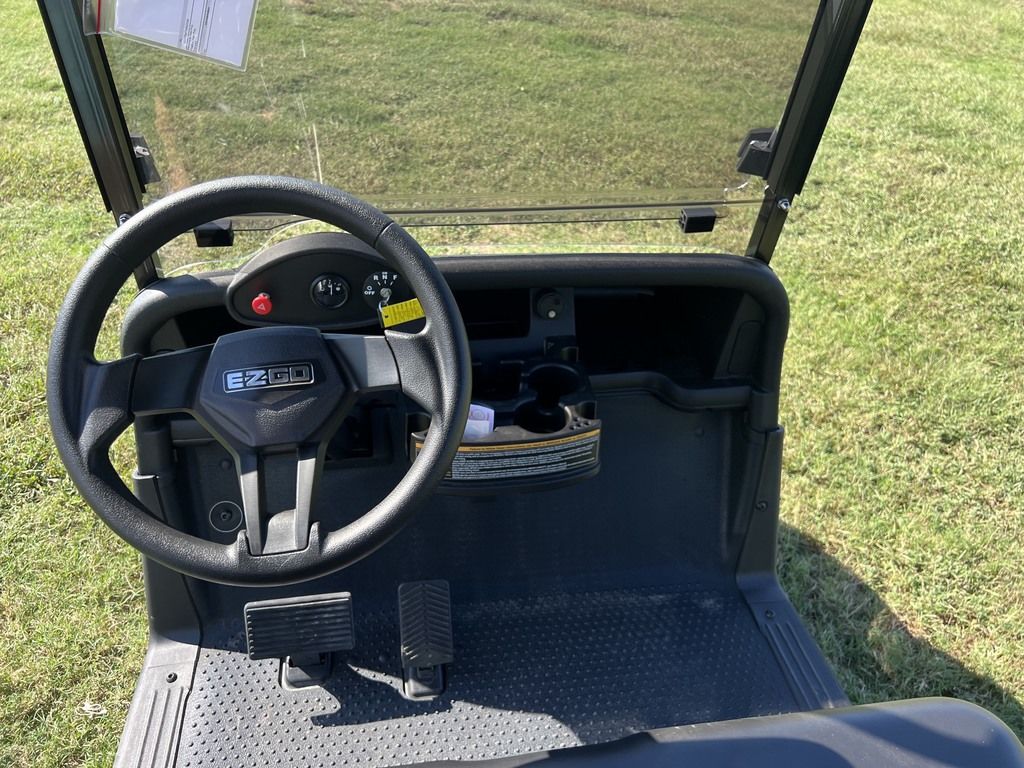 2021 E-Z-GO RXV® ELiTE CPO 4 — photo 10
