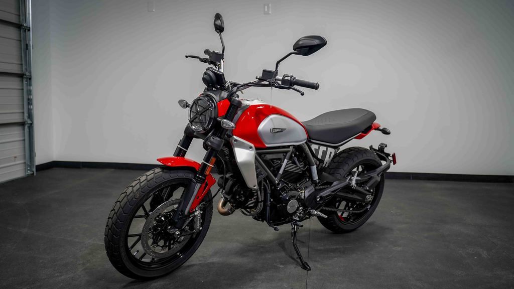 New Ducati Scrambler Icon Ducati Red 2025