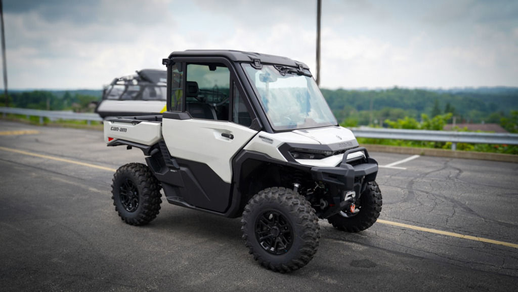 New Can-Am® Defender Limited HD11 2026