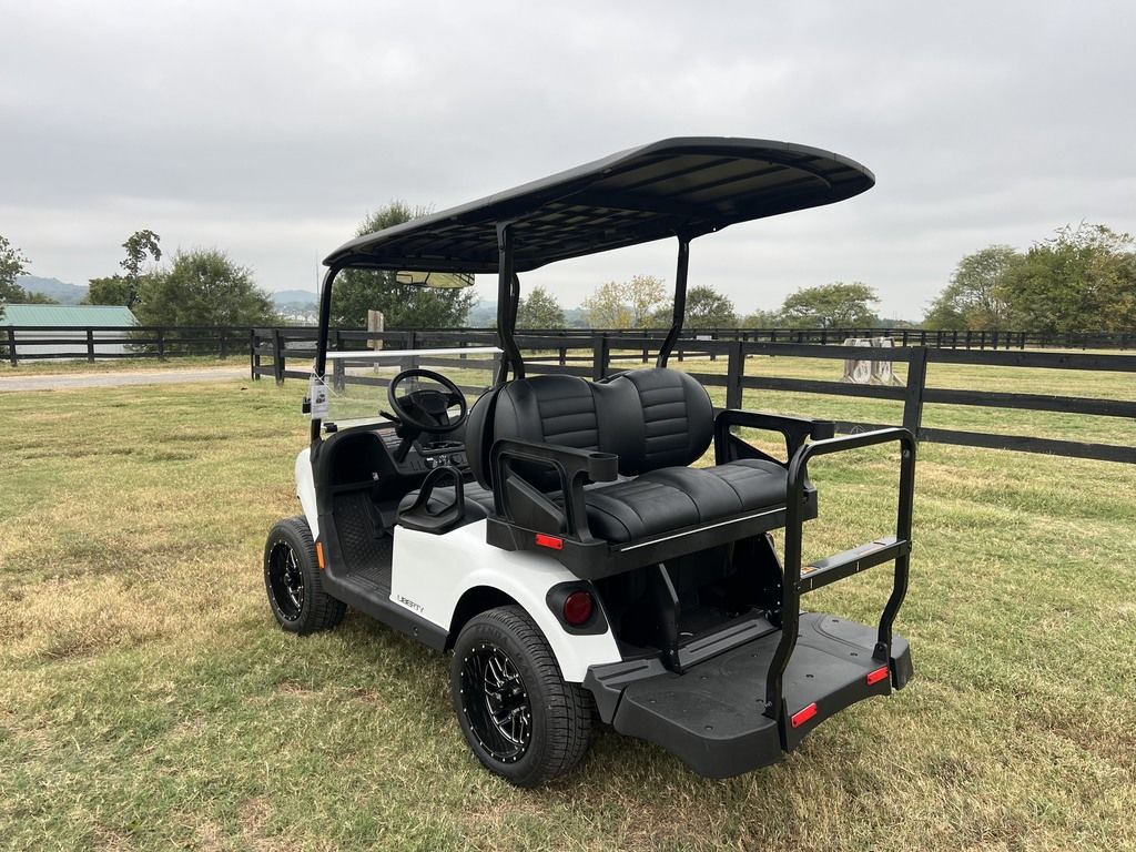 2027 E-Z-GO Liberty 4F X ELiTE Lithium Powertrain — photo 3