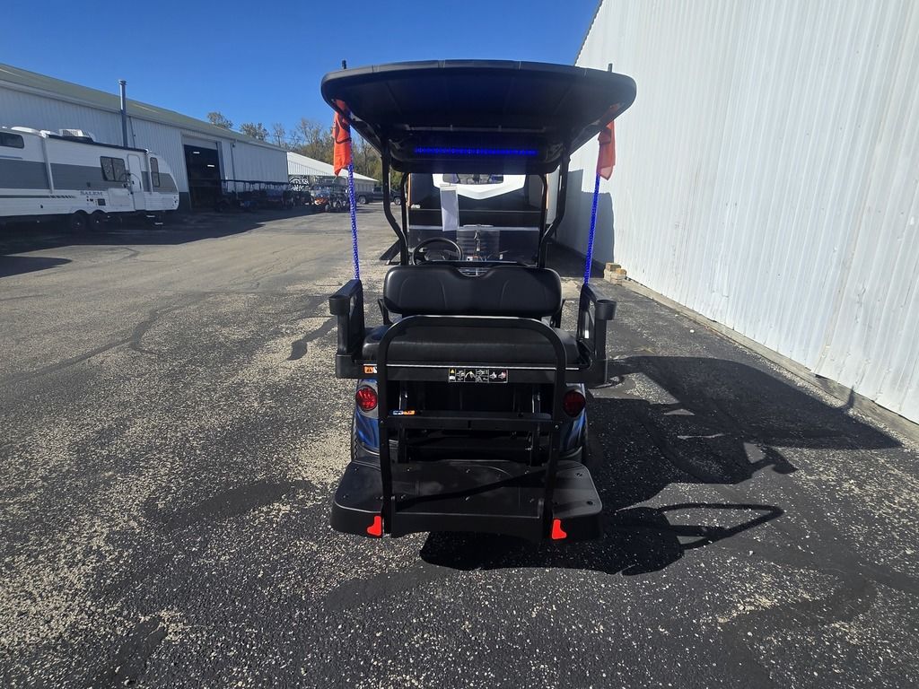 2027 E-Z-GO RXV 4 Valor S+ 13.5-hp Gas — photo 4