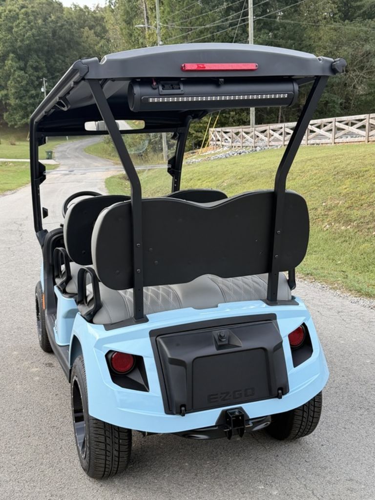 2027 E-Z-GO Liberty 4F XT ELiTE Lithium Powertrain — photo 4