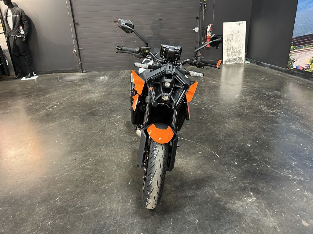 New KTM 990 Duke 2027