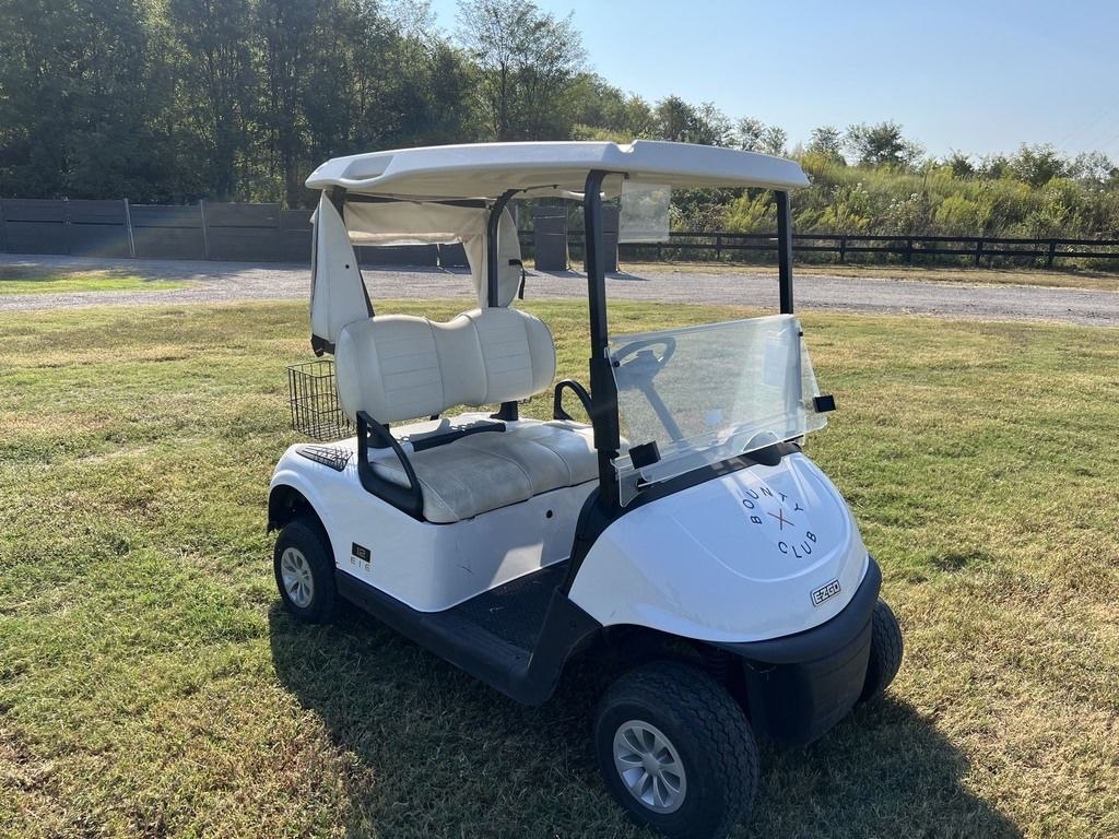 2022 E-Z-GO Freedom RXV ELiTE Lithium — photo 7