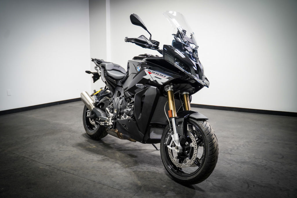 New BMW S 1000 XR Black Storm Metallic 2 2025