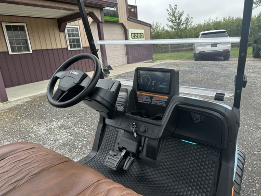 2027 E-Z-GO Liberty 4 XT 13.5-hp Gas Powertrain — photo 6