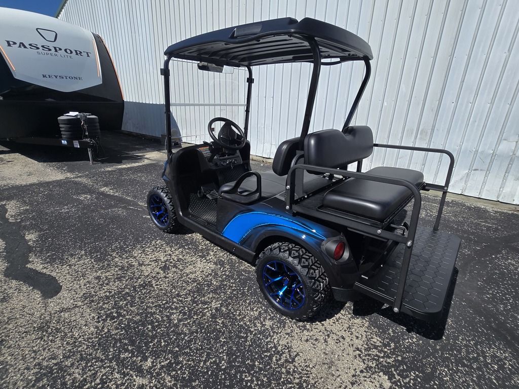 2027 E-Z-GO RXV 2 Valor S 13.5-hp Gas — photo 6