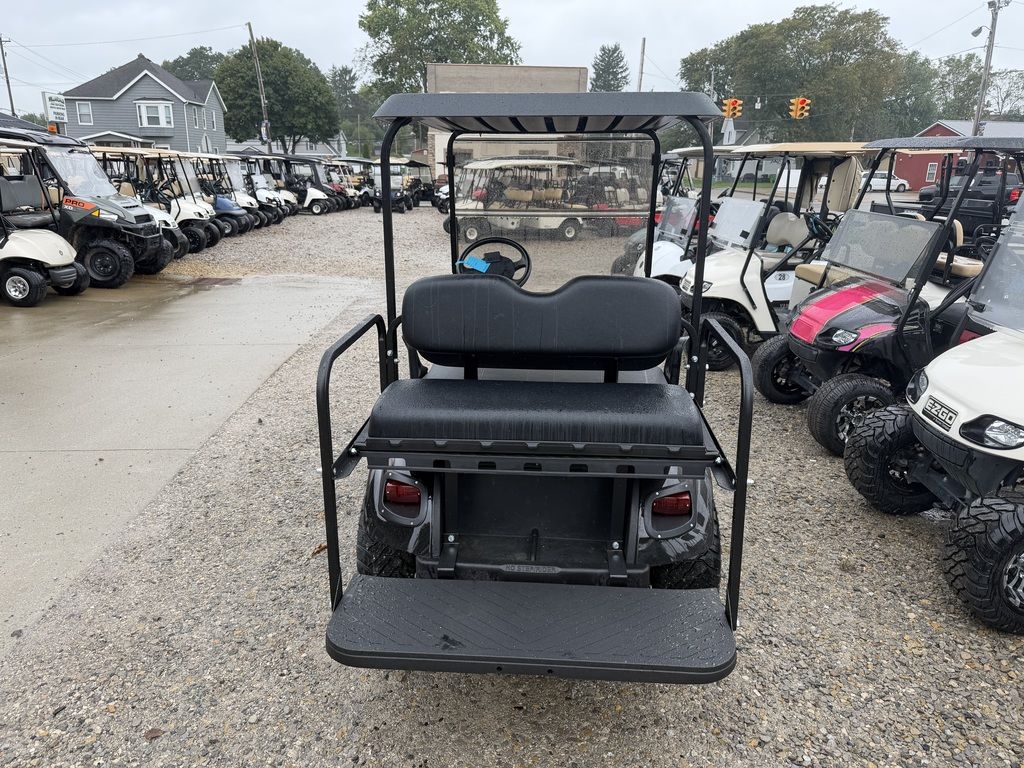 2021 E-Z-GO Freedom TXT Gas — photo 4