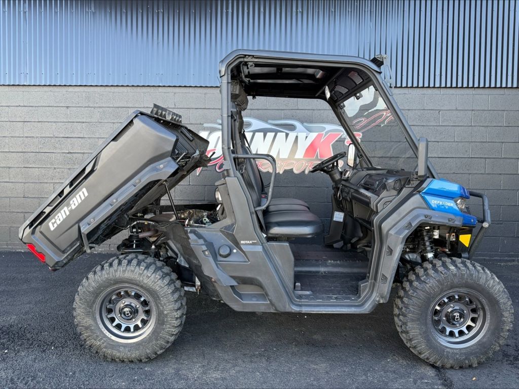 2023 Can-Am Defender DPS HD10 for Sale in Bedford, OH