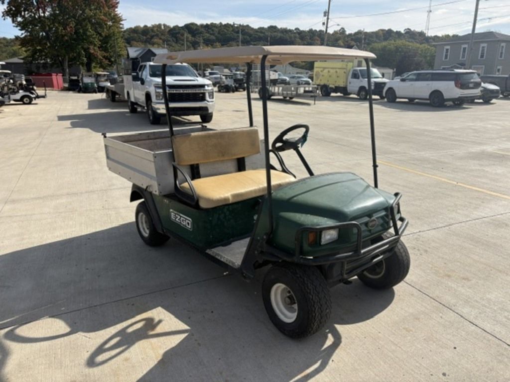2011 E-Z-GO MPT1200 Gas