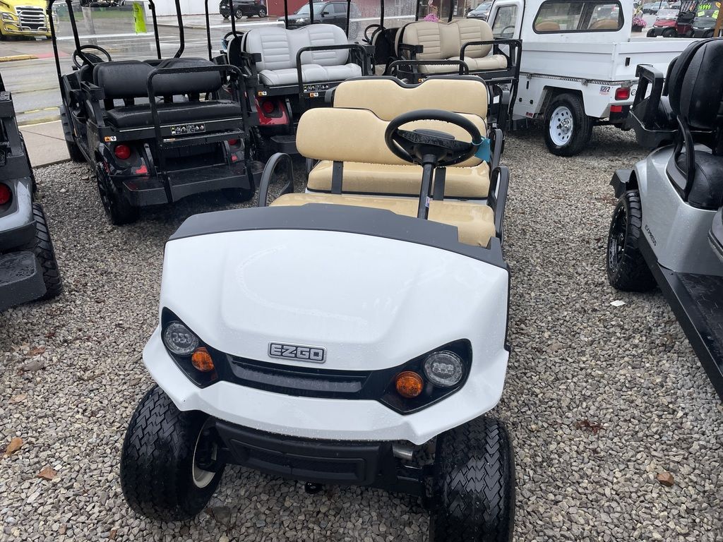 2026 E-Z-GO Express 6 Summit XT ELiTE Lithium — photo 4
