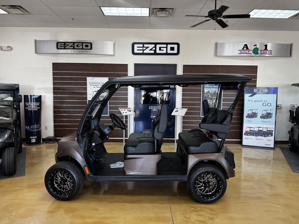 2027 E-Z-GO Liberty 4F XTL ELiTE Lithium Powertrain