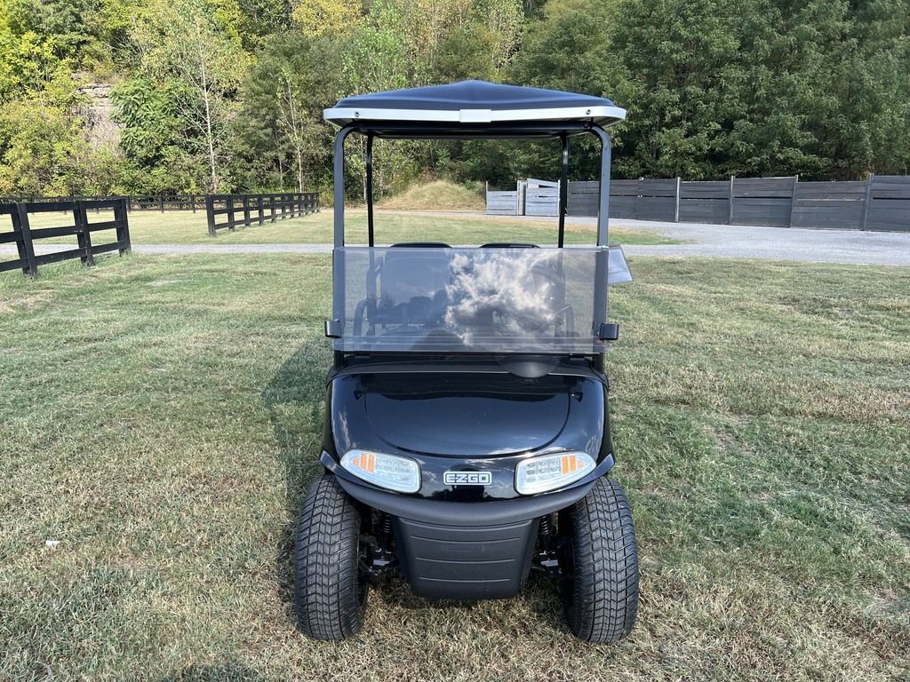 2021 E-Z-GO Freedom RXV ELiTE Lithium — photo 8