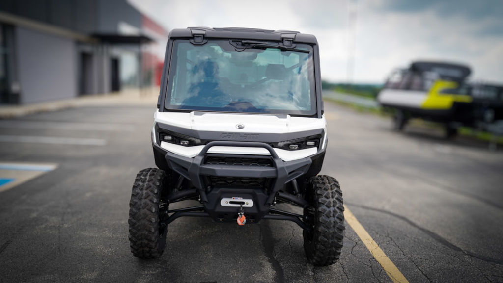 New Can-Am® Defender Limited HD11 2026