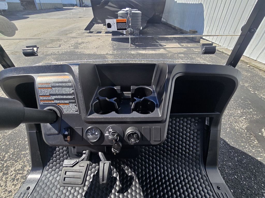 2027 E-Z-GO RXV 2 Valor S 13.5-hp Gas — photo 8