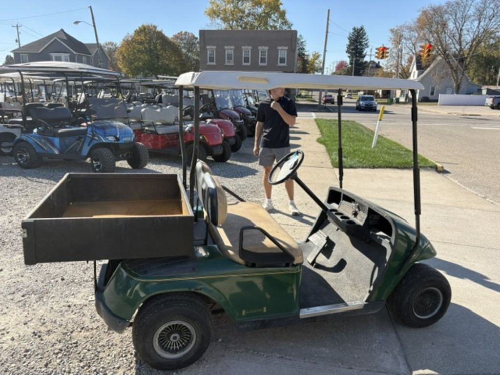 1997 E-Z-GO TXT Electric 36V — photo 3