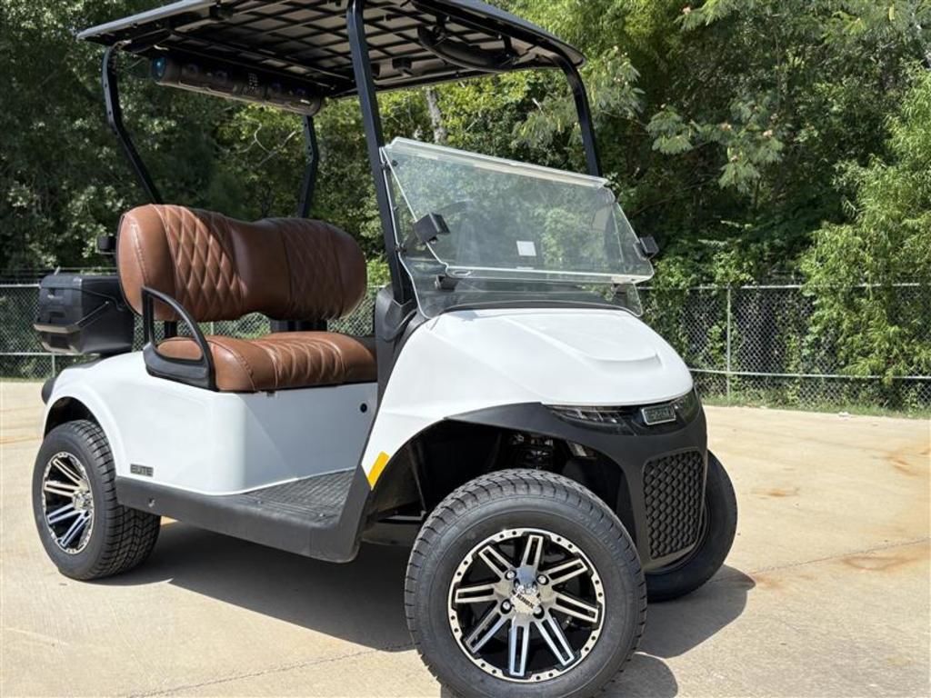 2026 EZGO RXV