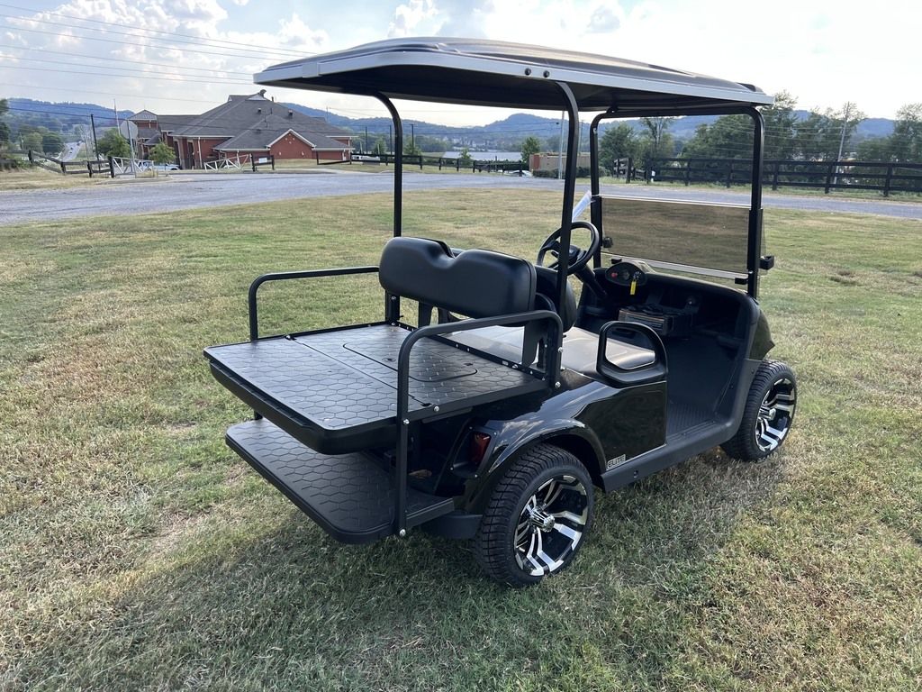 2021 E-Z-GO Freedom RXV ELiTE Lithium — photo 5