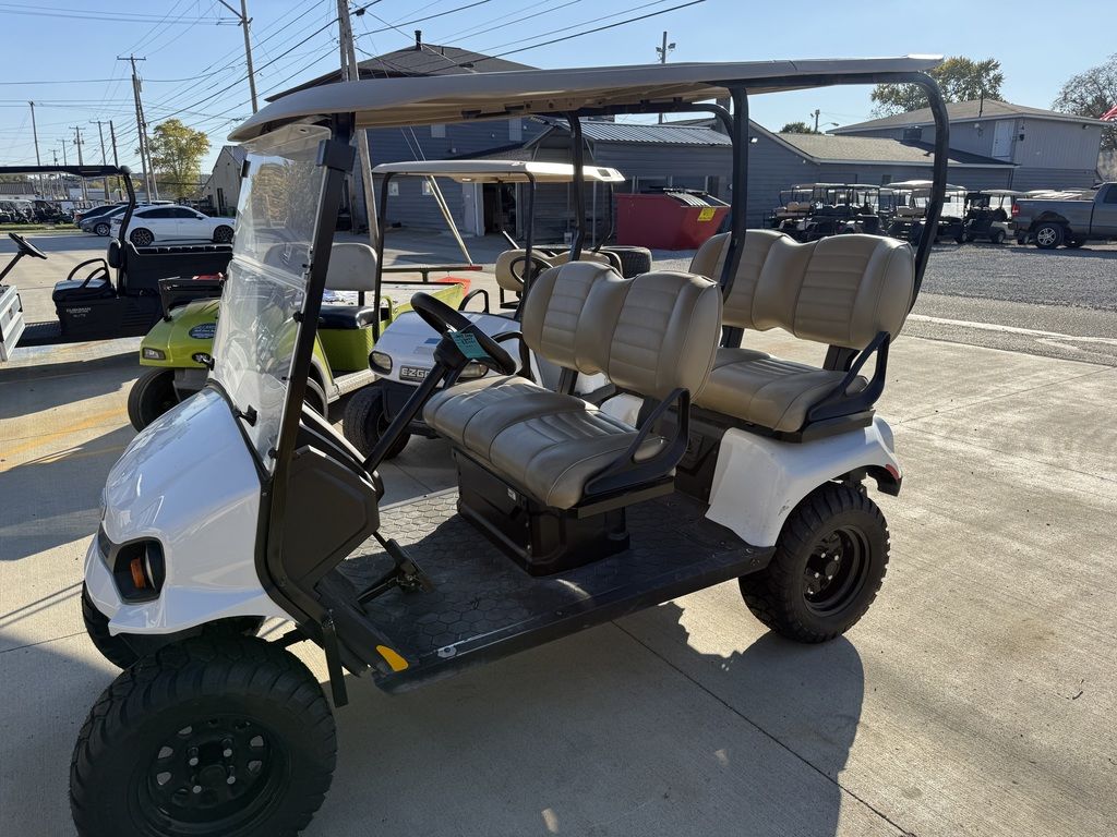 2023 E-Z-GO Liberty ELiTE Lithium — photo 2